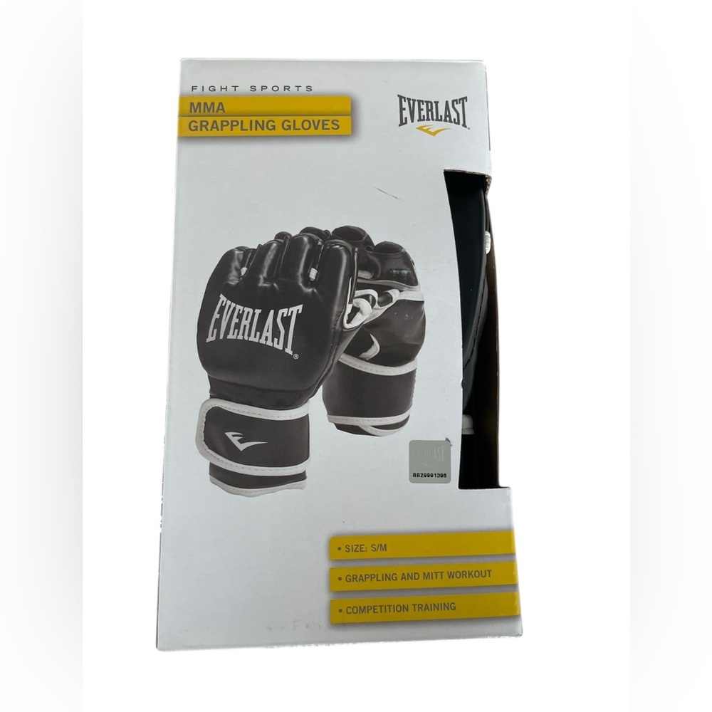EVERLAST FIGHT SPORTS MMA GRAPPLING GLOVES Size S/M BRAND NEW IN BOX